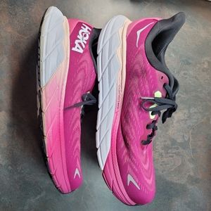 Hoka Arahi 6 Size 11D (wide)